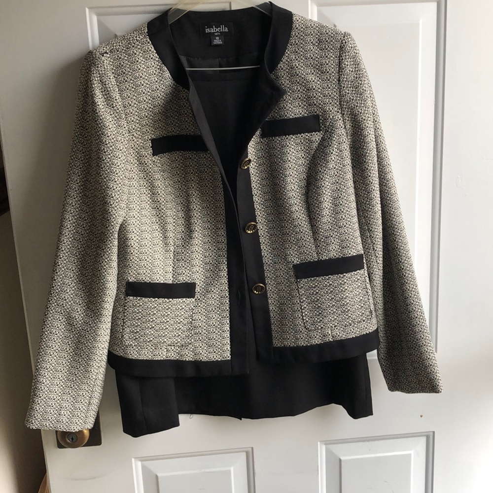 Skirt suit set